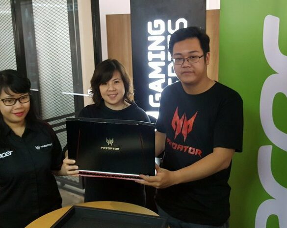 Acer Predator Helios 300 Indonesia 2