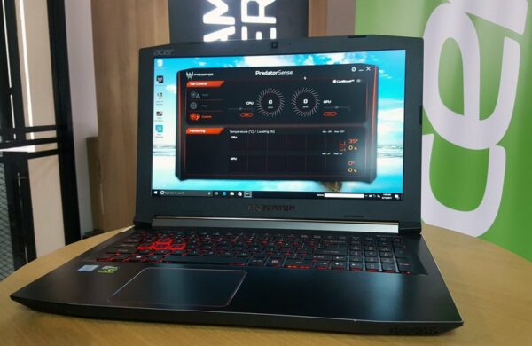 Acer Predator Helios 300 Indonesia 3
