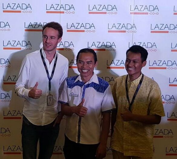 Lazada Berbagi Lazada Berbagi