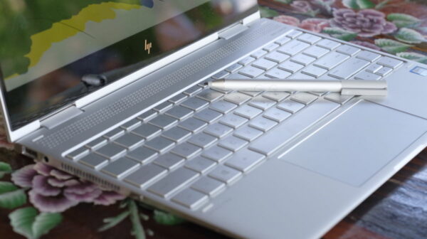 hp spectre x360 2017 with pen hp spectre x360 2017 with pen