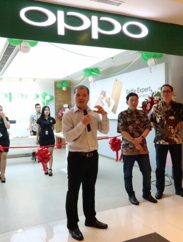 oppo store 3