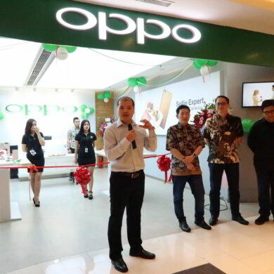 oppo store 3