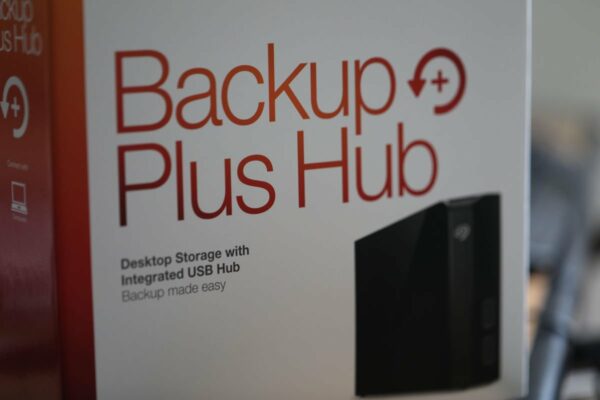seagate backup plus hub box seagate backup plus hub box