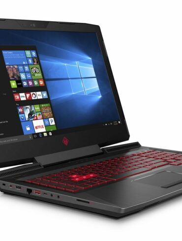 HP Omen 17 2017 open small HP Omen 17 2017 open small