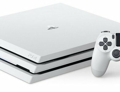 PS4 Pro Glacier White 2