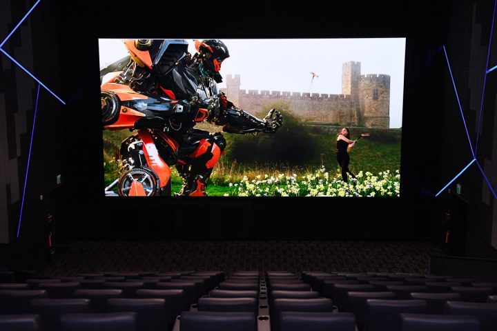 Samsung Cinema LED Screen 1
