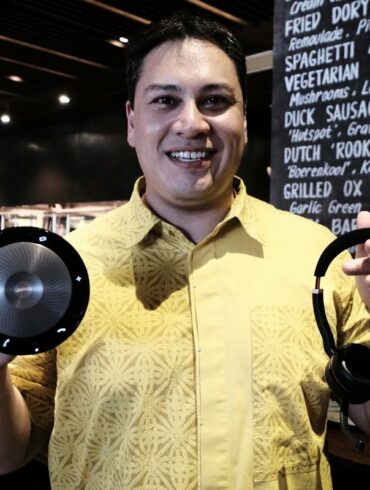 Jabra 1 Jabra 1