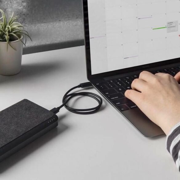 Mophie Powerstation USB-C XXL: Powerbank Untuk Laptop Berkapasitas 19,500 mAH 25 Mophie Powerstation XXL 1