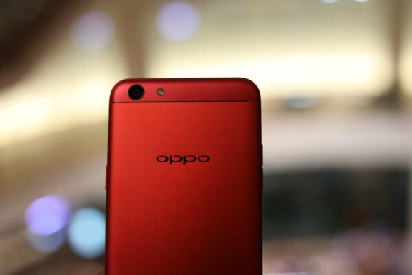 OPPO F3 RED Limited Edition 4 OPPO F3 RED Limited Edition 4