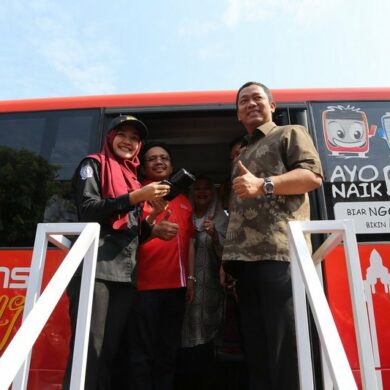 TCASH Bus Semarang 01