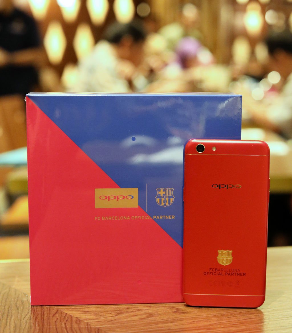 [Hands-On] Oppo F3 Barcelona Edition, Smartphone Edisi 