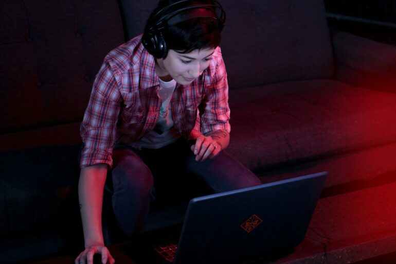 Inilah Kelebihan Layar Monitor dengan Refresh Rate 120Hz untuk Bermain Game di PC 31 hp omen gaming