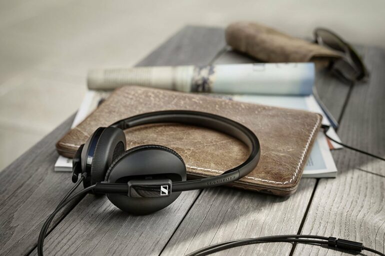 sennheiser HD 2.10 lifestyle sennheiser HD 2.10 lifestyle