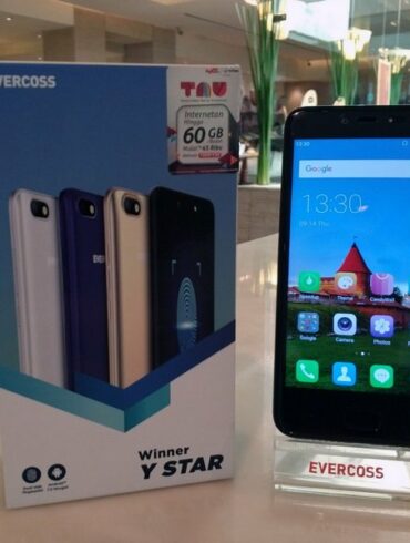 Evercoss Winner Y Star Plus 4