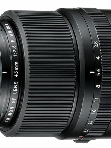 Fujifilm GF 45mm F2.8 R WR 1 Fujifilm GF 45mm F2.8 R WR 1