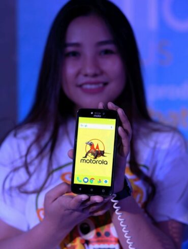 Hands On Moto E4 Plus 1