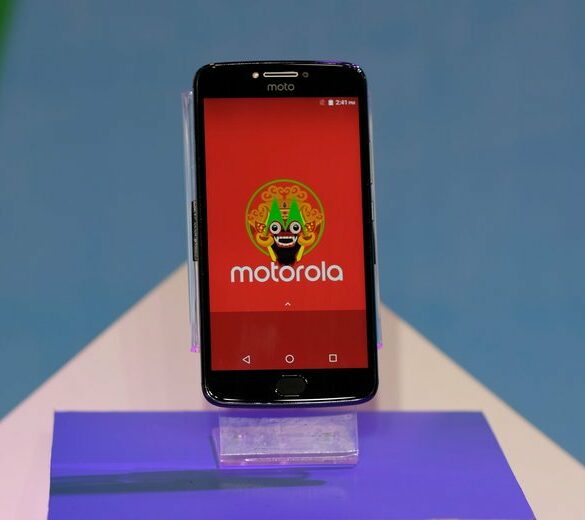 Hands On Moto E4 Plus 2