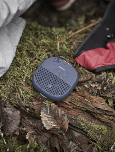 Bose SoundLink Micro: Speaker Bluetooth Kecil, Tangguh, dan Bersuara Besar 25 bose soundlink micro 7
