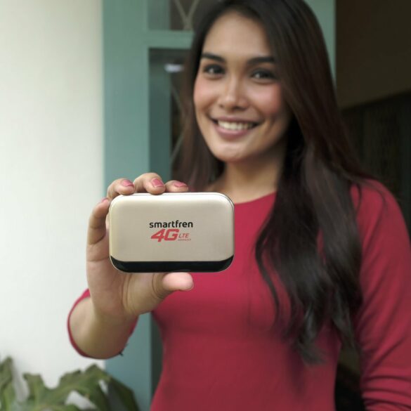 smartfren modem launch