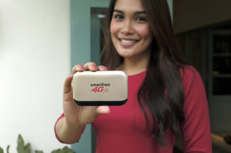 Smartfren Modem WiFi M5: Tawarkan Kuota Internet 150 GB, Bisa Jadi Power Bank 32 smartfren modem launch