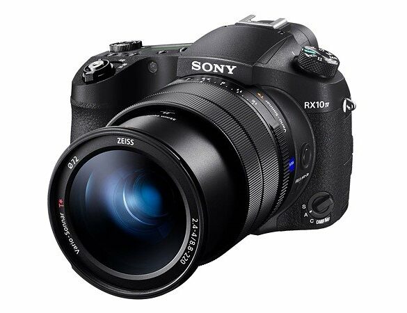 Sony Cyber-Shot RX10 IV: Tawarkan Kinerja Fokus dan Continuous Shoot yang Lebih Cepat 24 sony RX10 IV 1