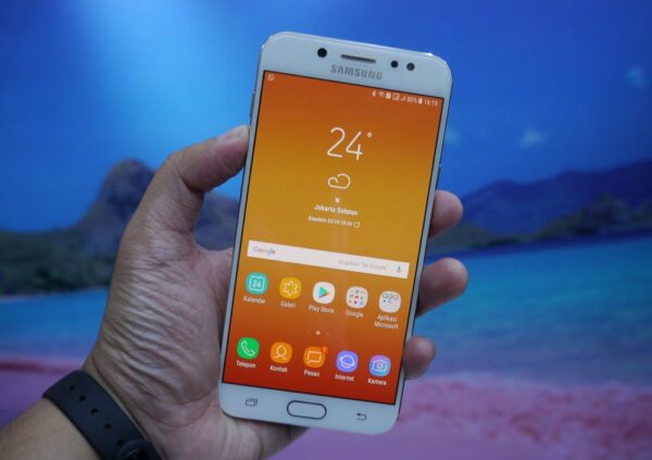 Samsung Galaxy J7 Indonesia 1