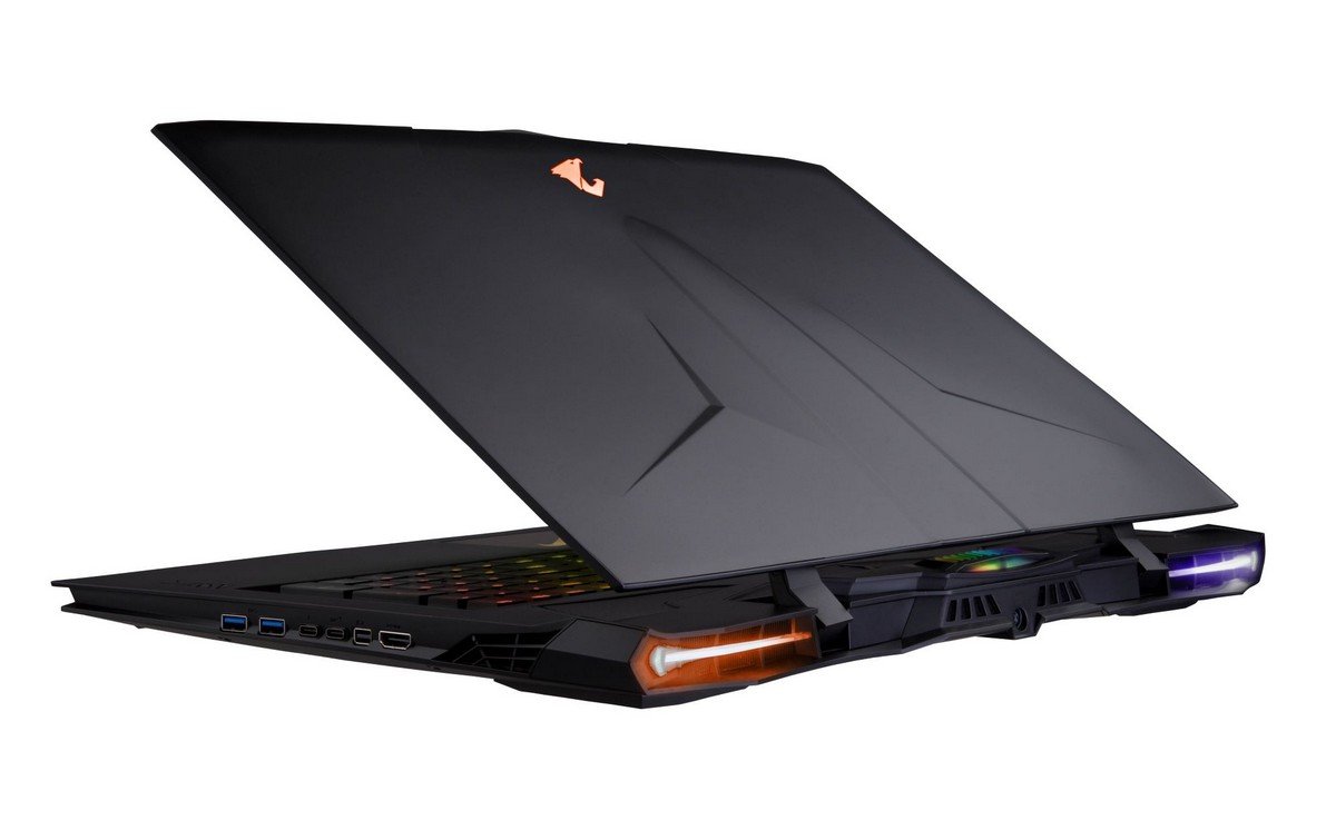 Gigabyte Luncurkan Aorus X9, Laptop Gaming Mewah dengan GeForce GTX 1070 SLI 26 gigabyte aorus x9 3