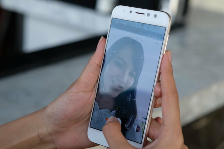 kamera depan asus zenfone 4 selfie pro