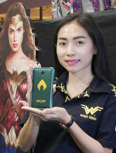 Haier Justice League Edition, Smartphone Wajib untuk Fans Berat DC Comics 25 Haier Justice League 3