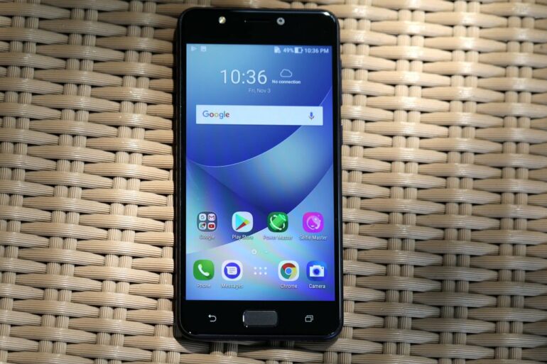 asus zenfone 4 max depan