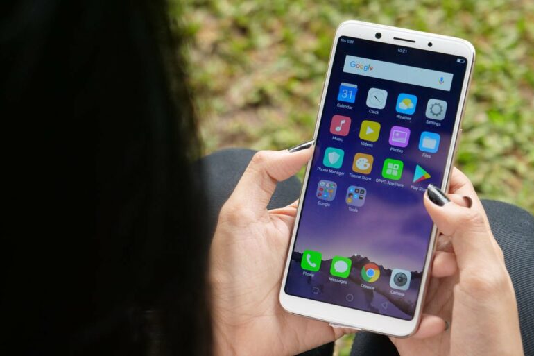 Tip Mengatur Layar Oppo F5 agar Lebih Nyaman di Mata 61 kamera depan OPPO F5