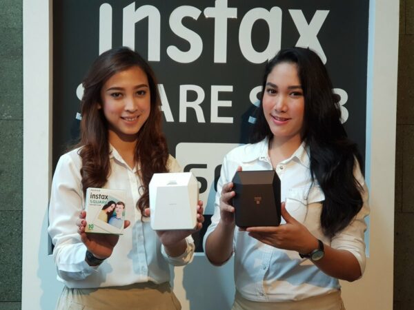 Foto 02 Fuji Film Instax Share SP3 Launch