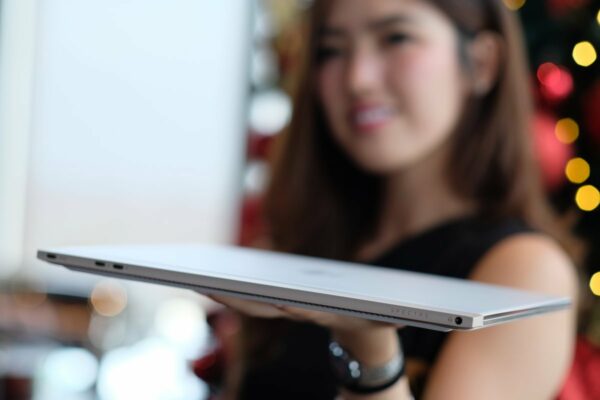 hp spectre 13 2017 samping hp spectre 13 2017 samping