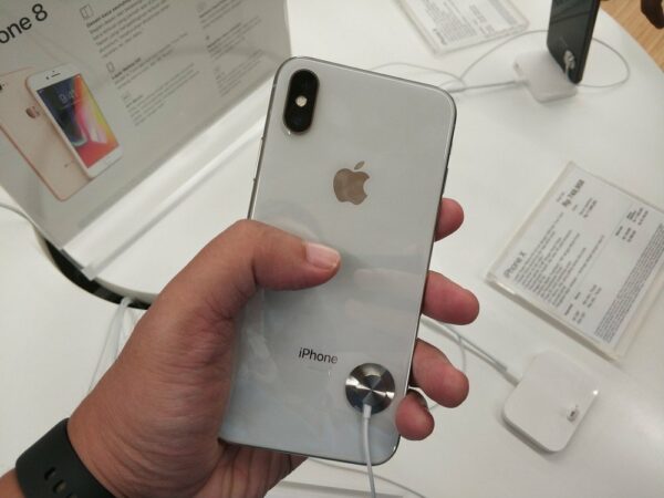 iPhone X Indonesia 3