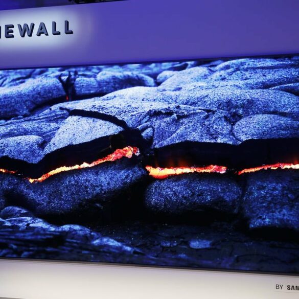 CES 2018 Samsung The Wall Modular MicroLED 146 inch TV 2