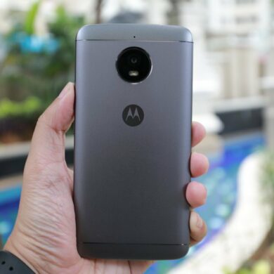 Moto E4 Plus 3
