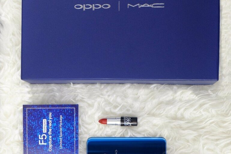Oppo F5 MAC Limited Special Package Oppo F5 MAC Limited Special Package