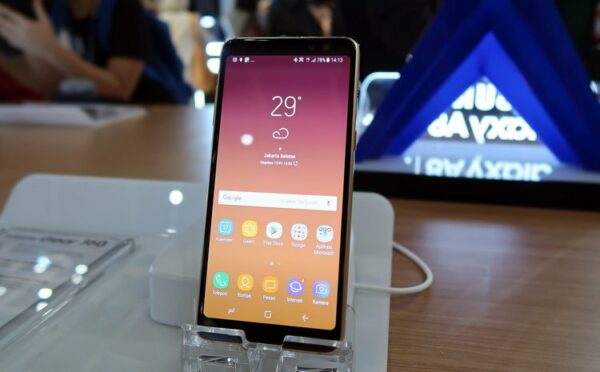 Samsung Galaxy A8 Indonesia 3