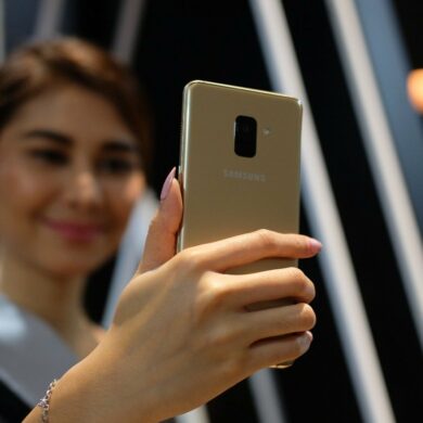 Samsung Galaxy A8 dan Galaxy A8 2