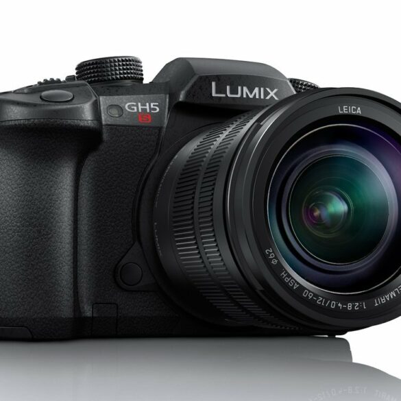 panasonic lumix GH5S 1