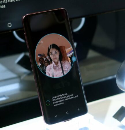 Galaxy S9 AR Emoji 1