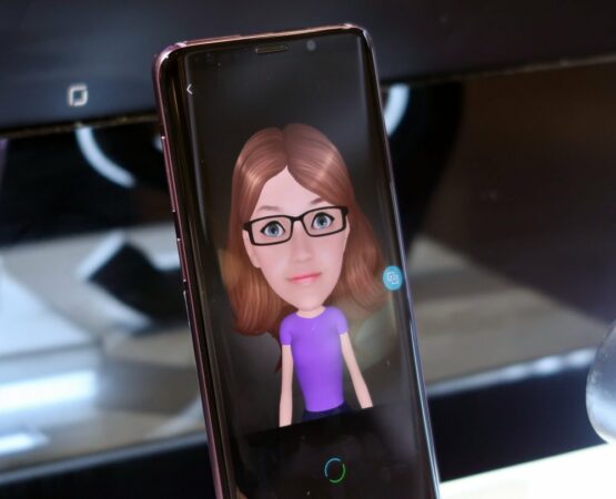 Galaxy S9 AR Emoji 2