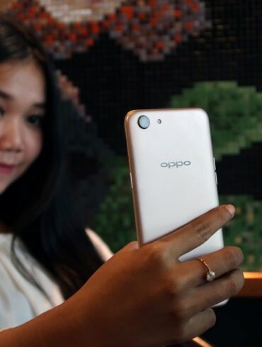 Oppo A83 2 Oppo A83 2