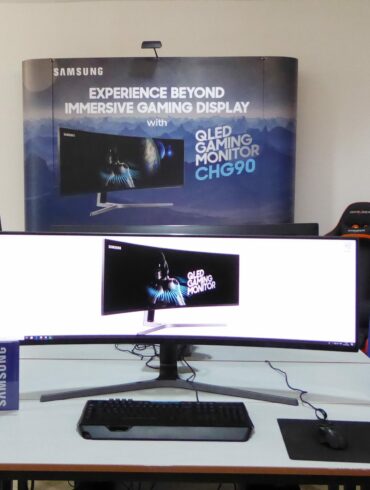 Samsung QLED Gaming Monitor CHG90 1 scaled