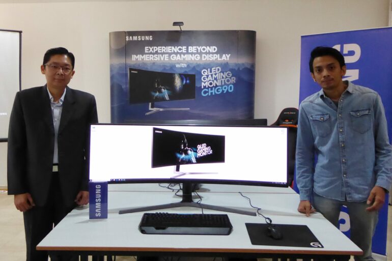 Samsung QLED Gaming Monitor CHG90 1 scaled