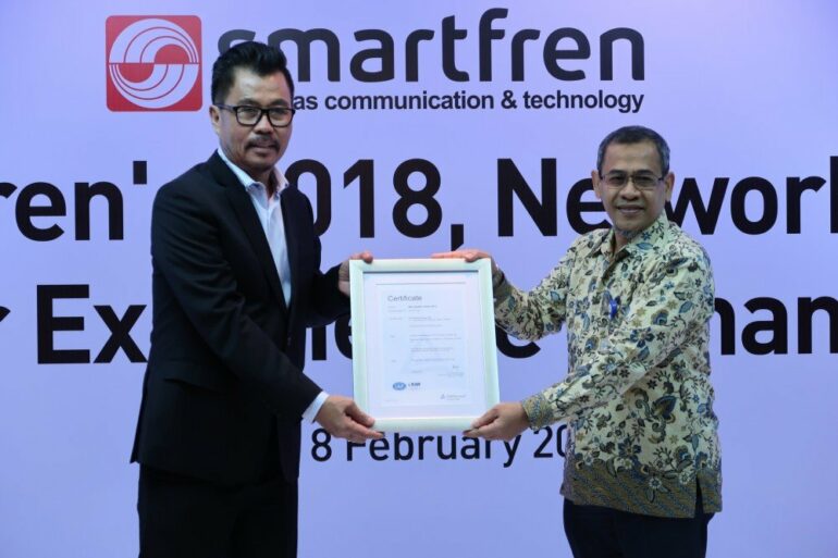 Sambut 2018, Smartfren Tingkatkan Jaringan 4G LTE dengan Antena Massive MIMO 29 Smartfren Massive MIMO 2