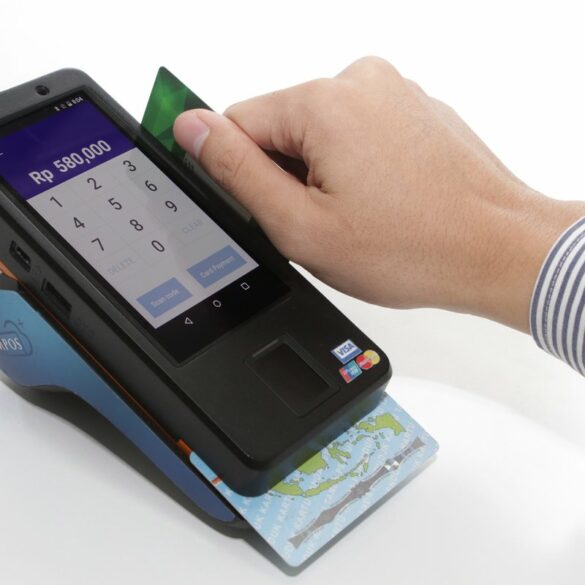 Dukung Layanan Perbankan Digital, PT Datascrip Hadirkan mPOS 31 mPOS 2
