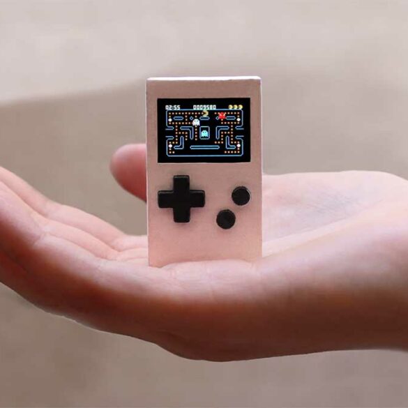 PocketStar, Console Handheld Retro Seukuran Gantungan Kunci 30 pocketstar 1