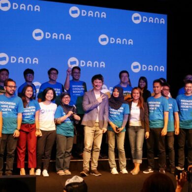 DANA 1