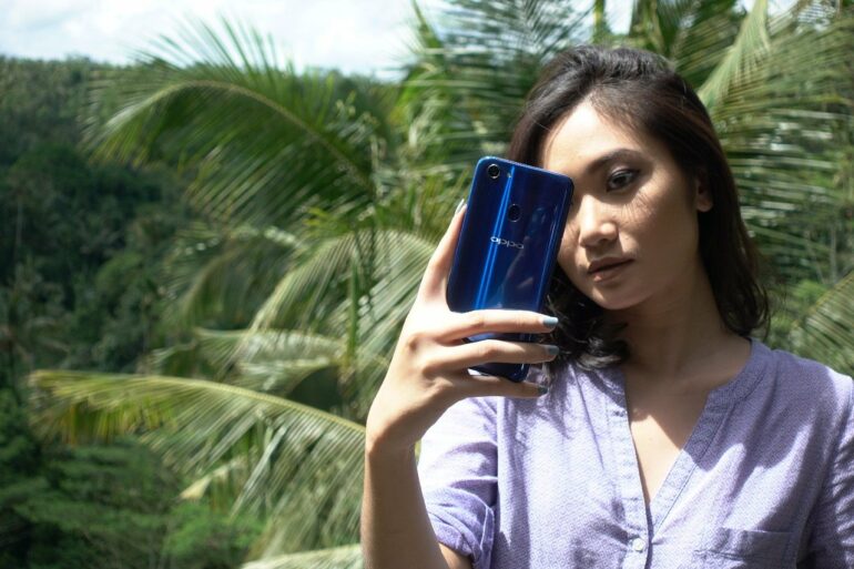 Oppo F5 Dashing Blue